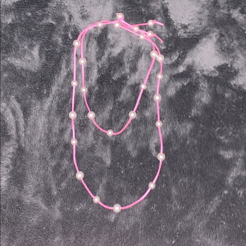 Pink pearled necklace